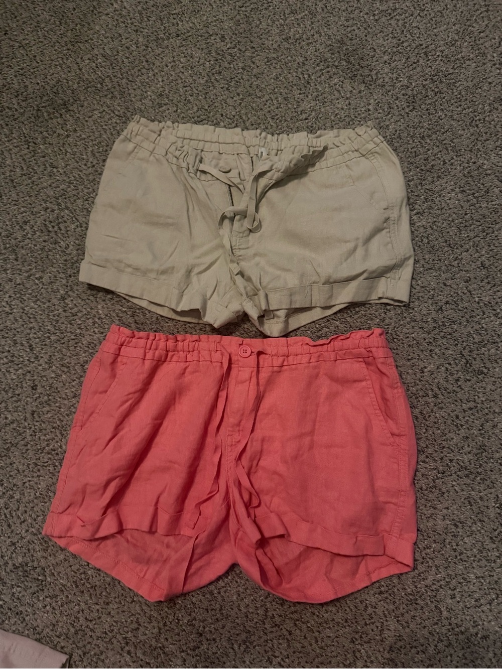 Old Navy Beige and Coral Drawstring Linen-Blend Women’s Athletic Shorts
